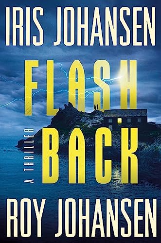 Amazon.com: Flashback (Kendra Michaels, 11): 9781538726266